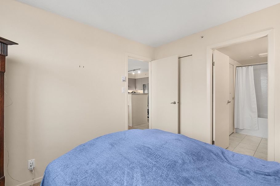 1607 1277 Nelson Street Vancouver, BC - 11