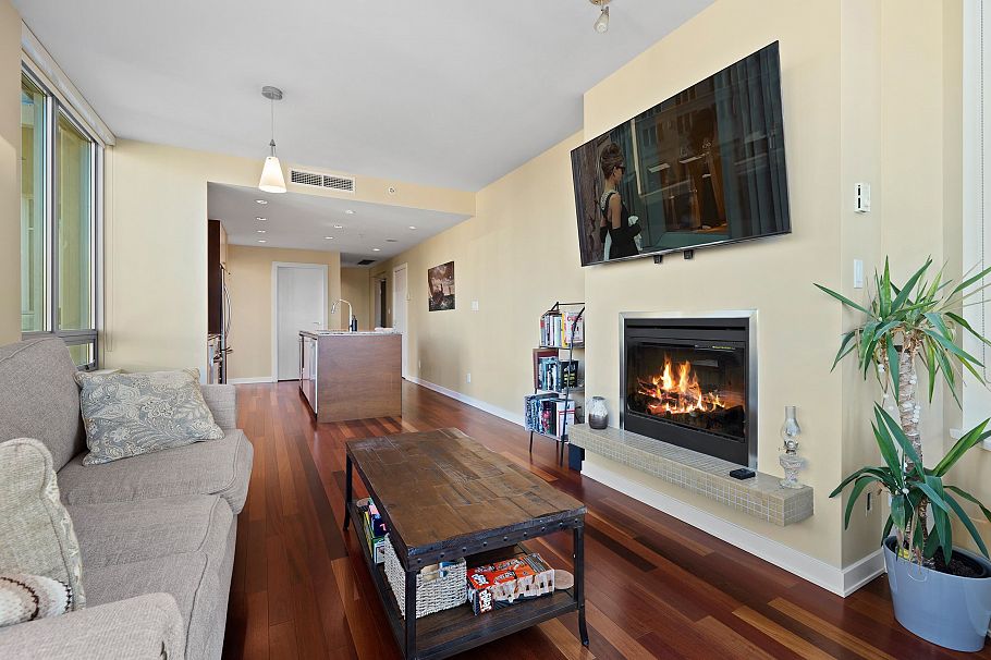 1206 1005 Beach Avenue Vancouver, BC - 4