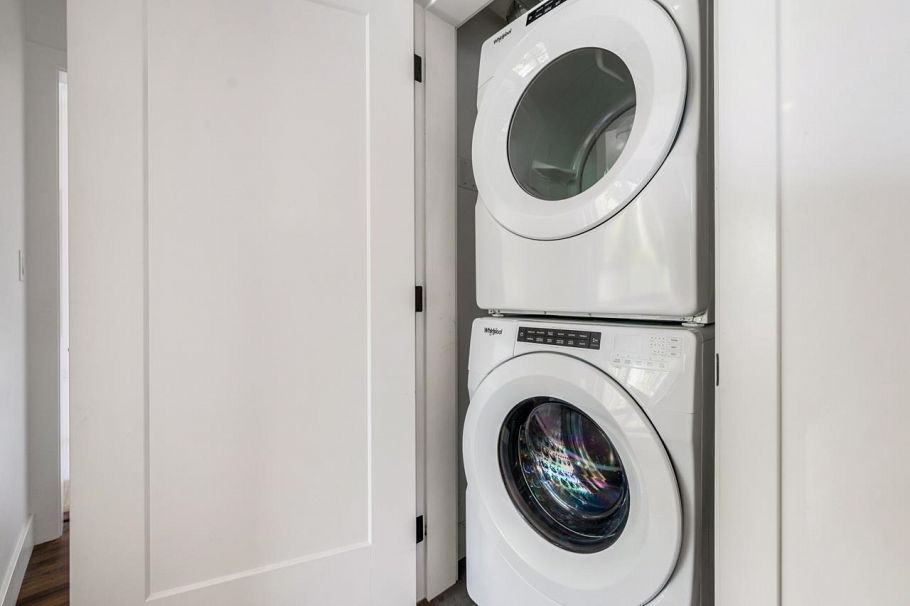 205 6933 Cambie Street Vancouver, BC - 15