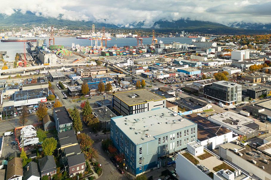 307 1220 E Pender Street Vancouver, BC - 35