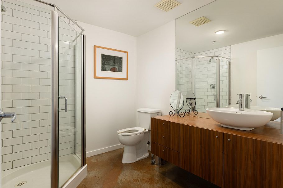 307 1220 E Pender Street Vancouver, BC - 20