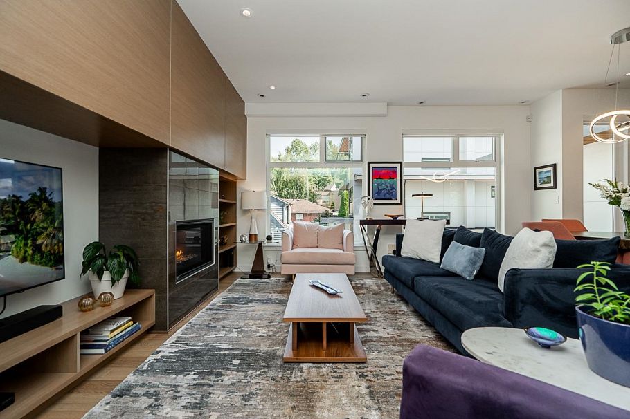 102 1205 Harold Road North Vancouver, BC - 2