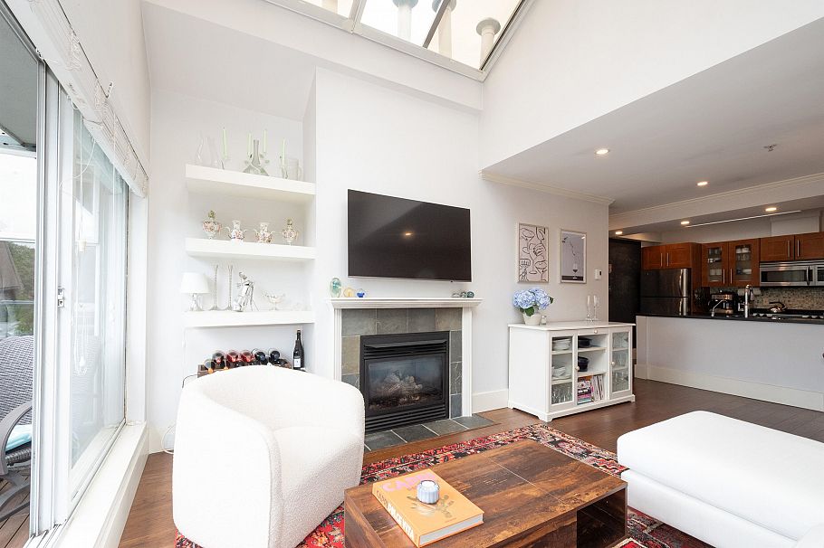 402 2250 W 3rd Avenue Vancouver, BC - 8