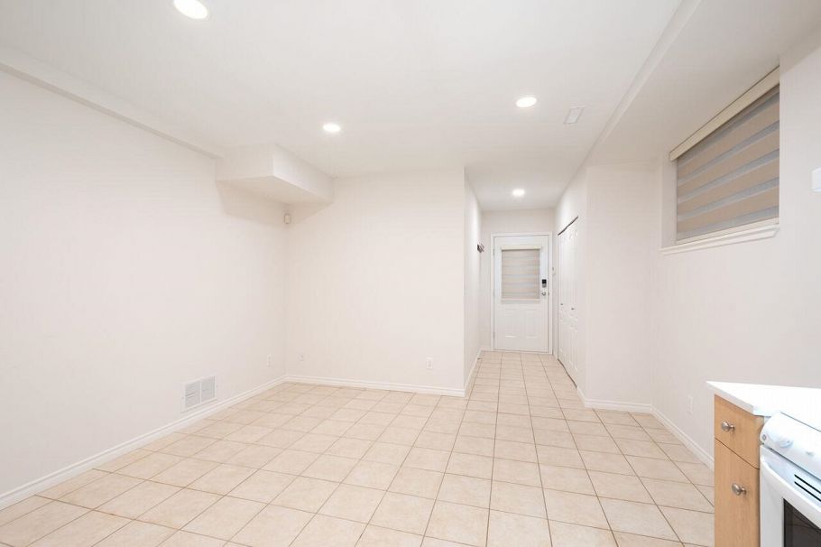 4080 St. Pauls Avenue North Vancouver, BC - 24