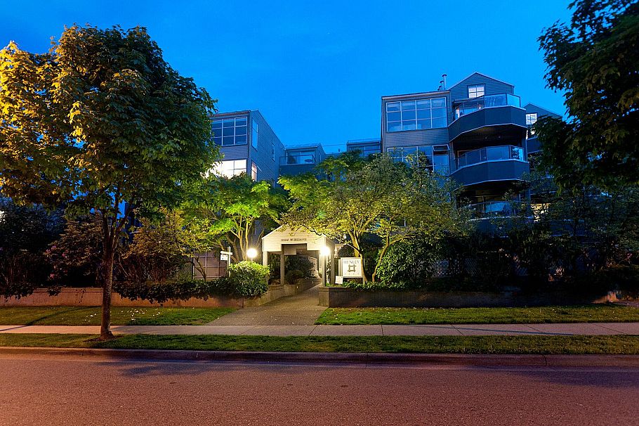 402 2250 W 3rd Avenue Vancouver, BC - 26