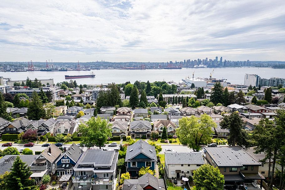 346 E 5th Street North Vancouver, BC - 29