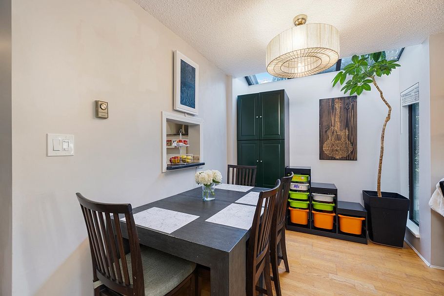 24 230 W 14th Street North Vancouver, BC - 13