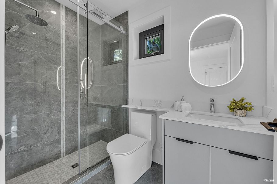 8420 Wiltshire Street Vancouver, BC - 17