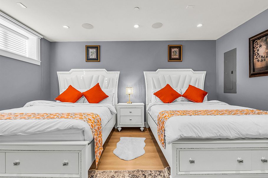 7380 Ontario Street Vancouver, BC - 31