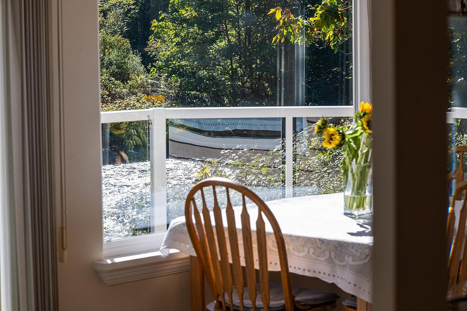 682 Seymour Boulevard North Vancouver, BC - 7