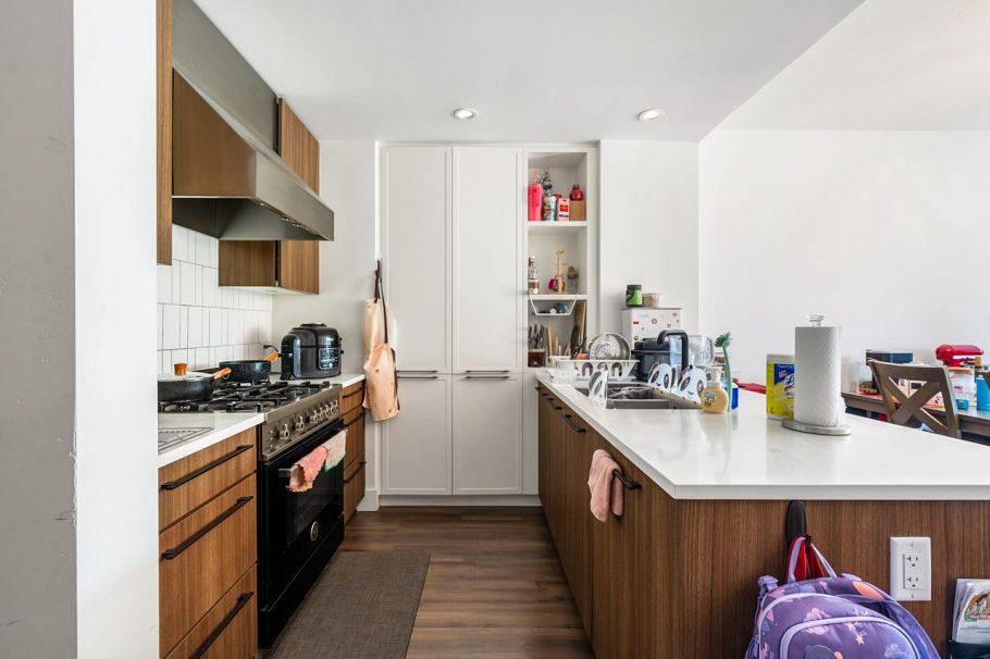 205 6933 Cambie Street Vancouver, BC - 3