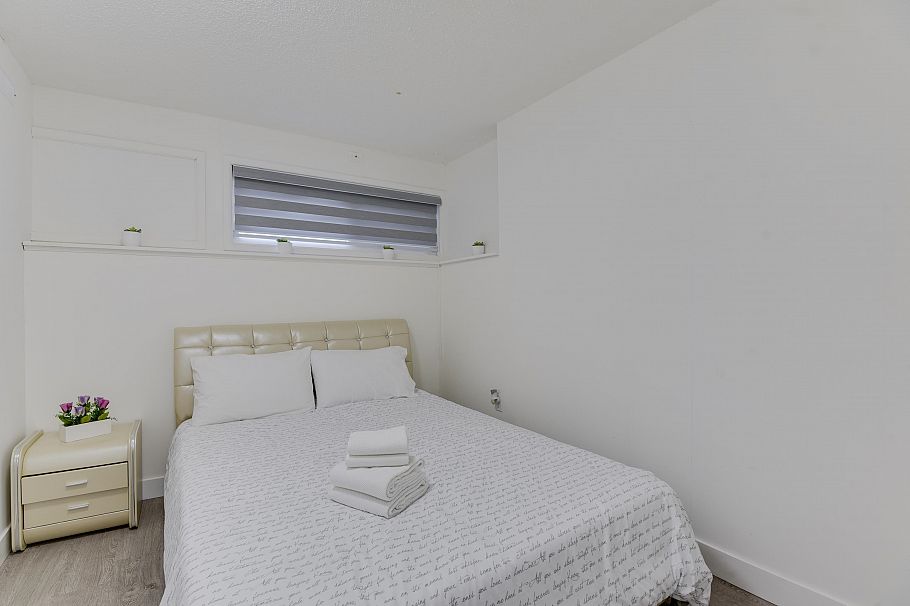 1726 Penticton Street Vancouver, BC - 13