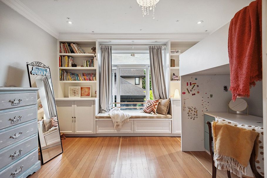 346 E 5th Street North Vancouver, BC - 25