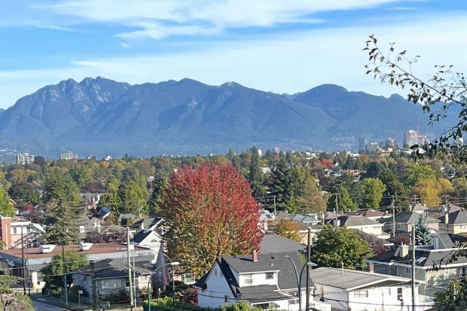 2806 W King Edward Avenue Vancouver, BC - 1