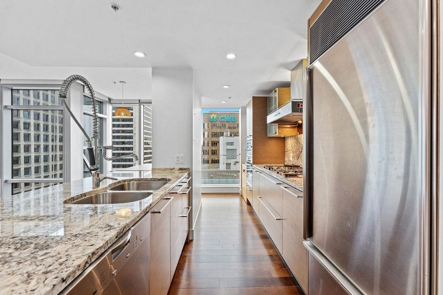 2505 1111 Alberni Street Vancouver, BC - 9