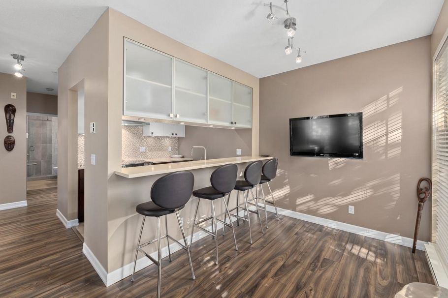 203 1928 Nelson Street Vancouver, BC - 10