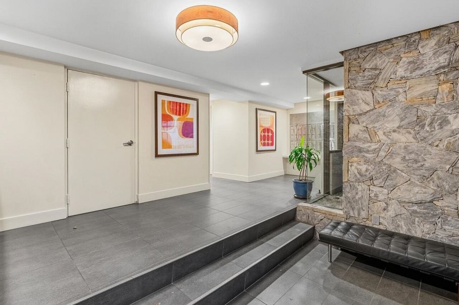 202 1165 Burnaby Street Vancouver, BC - 30