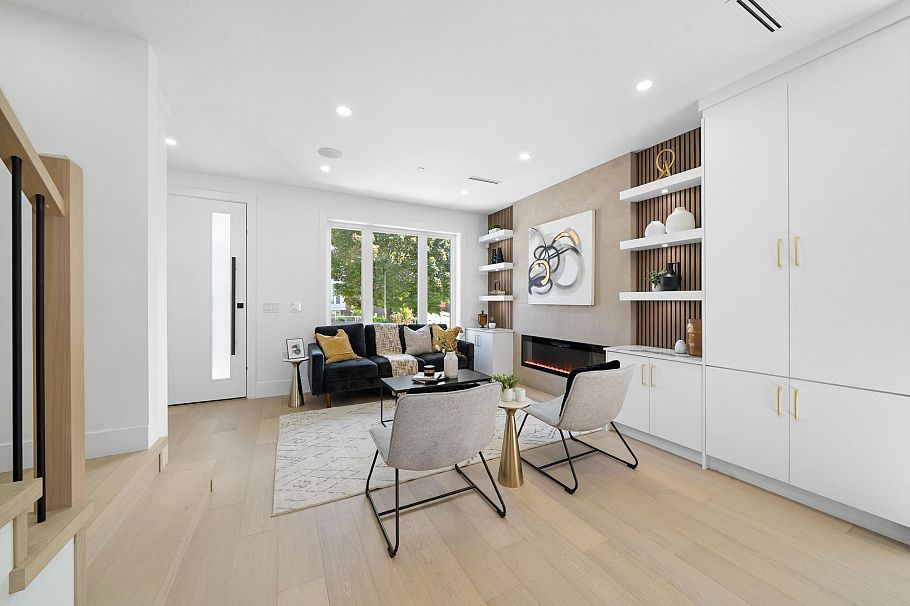 1 7361 Fraser Street Vancouver, BC - 3