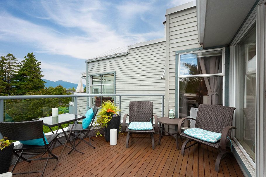 402 2250 W 3rd Avenue Vancouver, BC - 5