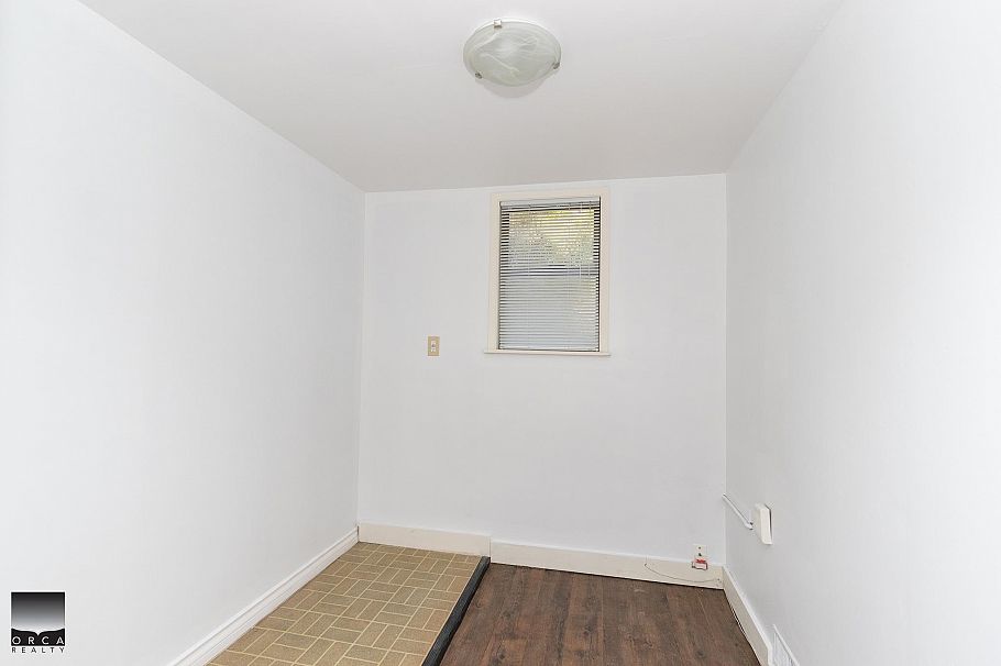 4524 Marineview Crescent North Vancouver, BC - 16