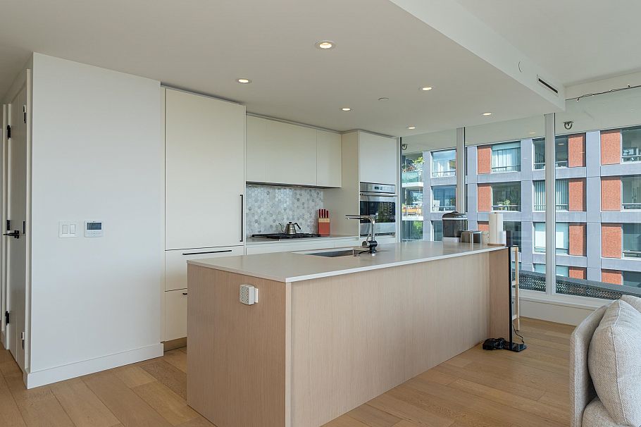 905 1365 Davie Street Vancouver, BC - 22