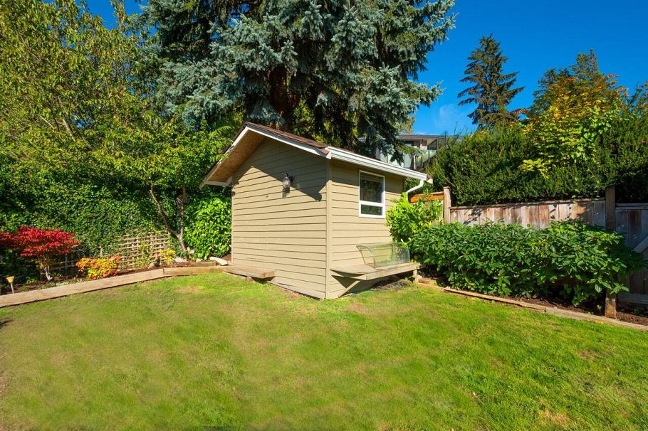 4080 St. Pauls Avenue North Vancouver, BC - 38