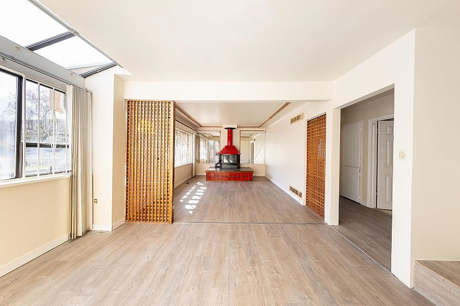 3247 Napier Street Vancouver, BC - 5