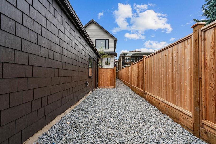 6892 Brooks Street Vancouver, BC - 33