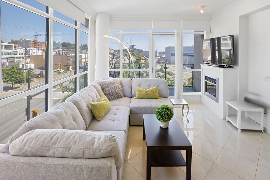 502 172 Victory Ship Way North Vancouver, BC - 1