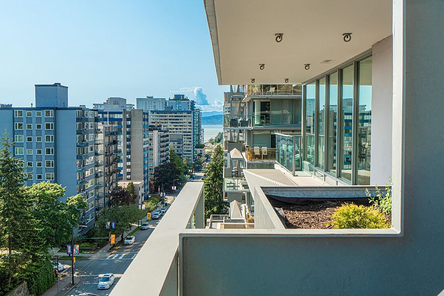 905 1365 Davie Street Vancouver, BC - 10