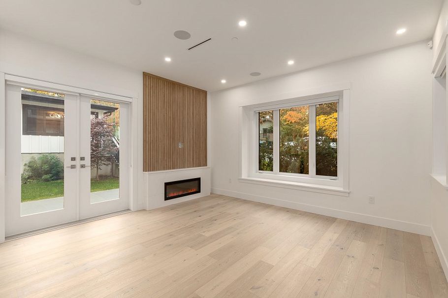 3075 Courtenay Street Vancouver, BC - 6