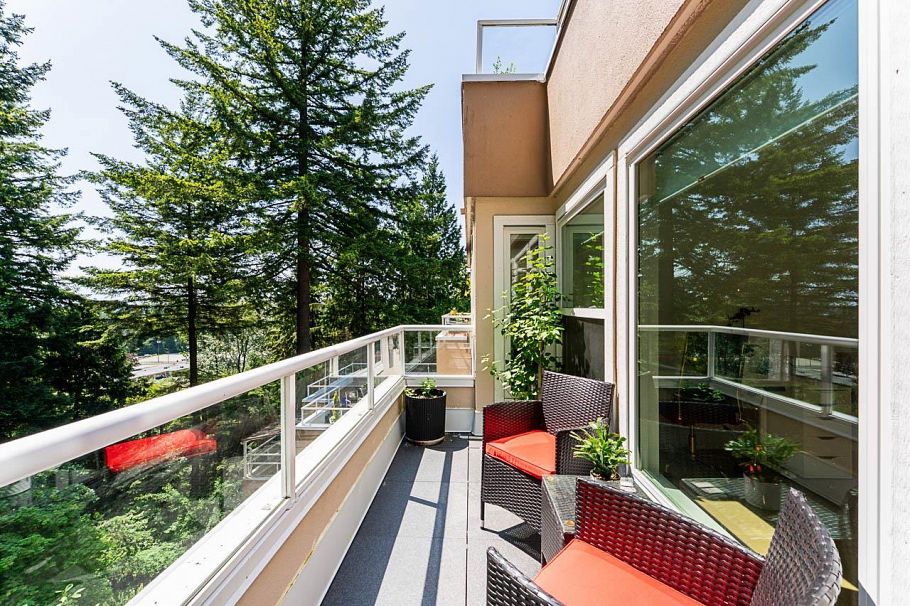 11 2425 Edgemont Boulevard North Vancouver, BC - 24