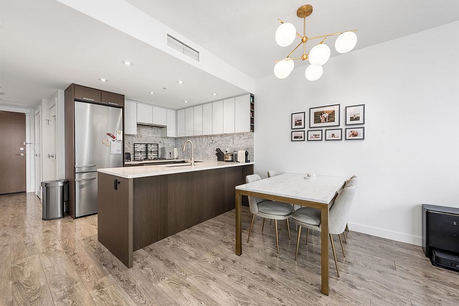 1103 110 Switchmen Street Vancouver, BC - 11