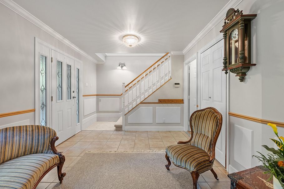 682 Seymour Boulevard North Vancouver, BC - 32