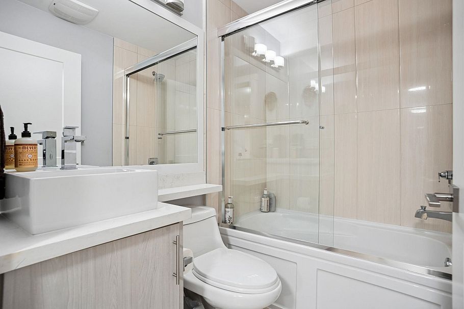 3045 East 59th Avenue Vancouver, BC - 35