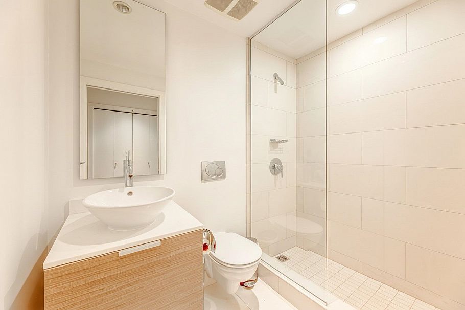 1702 1111 Alberni Street Vancouver, BC - 11