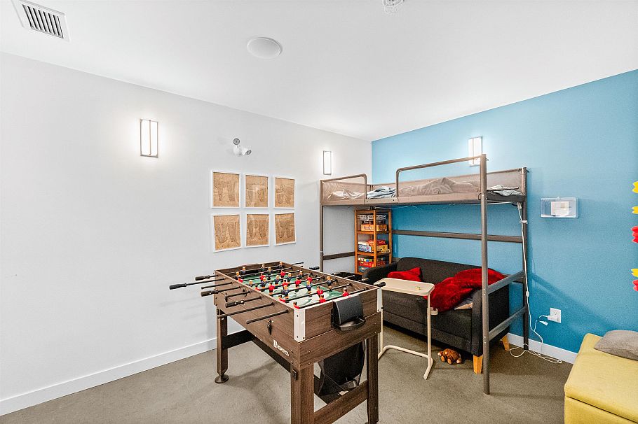 TH5 2137 Chesterfield Avenue North Vancouver, BC - 36