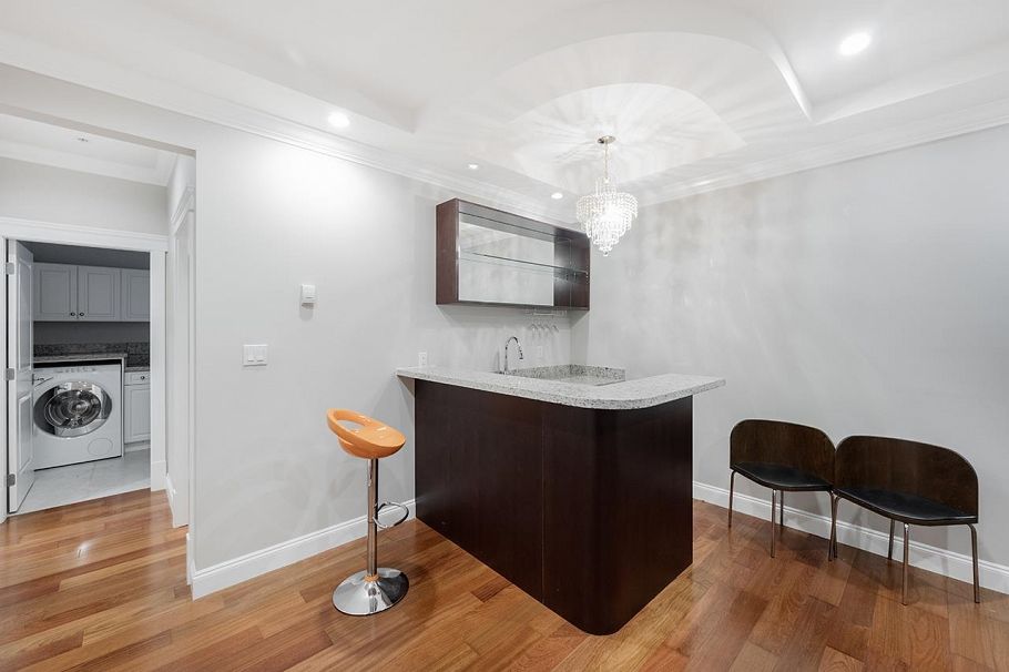 2817 Oliver Crescent Vancouver, BC - 20