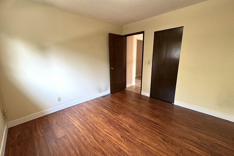 5770 Sherbrooke Street Vancouver, BC - 15