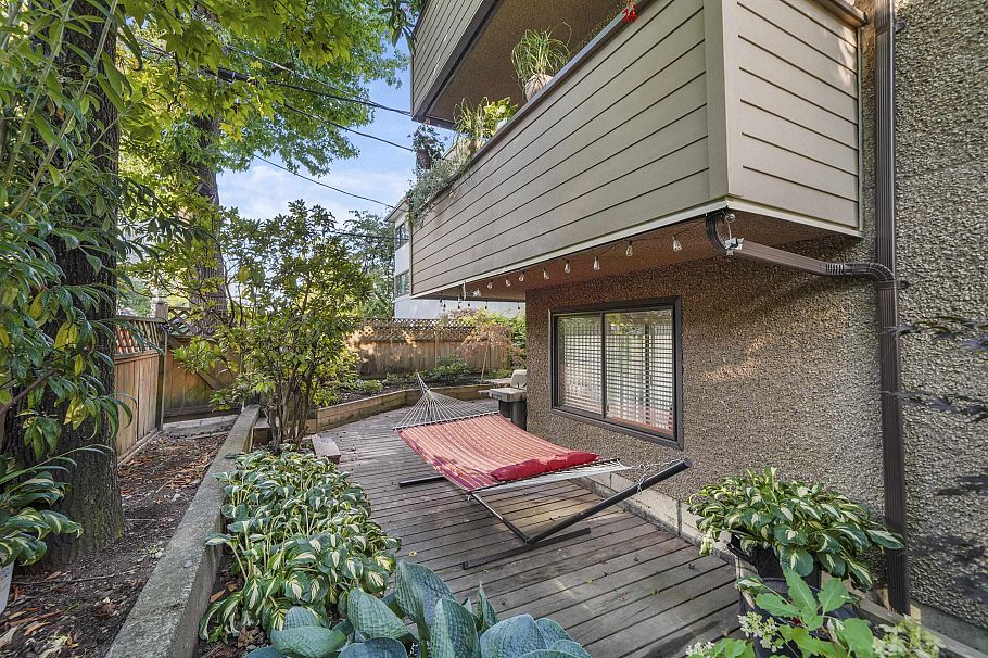 101 2935 Spruce Street Vancouver, BC - 4