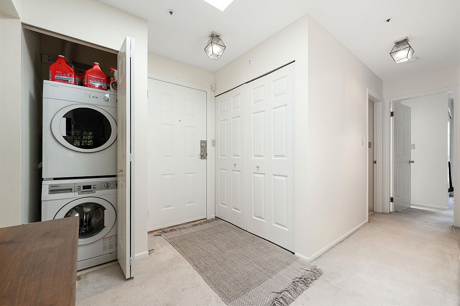 E403 628 W 12th Avenue Vancouver, BC - 27