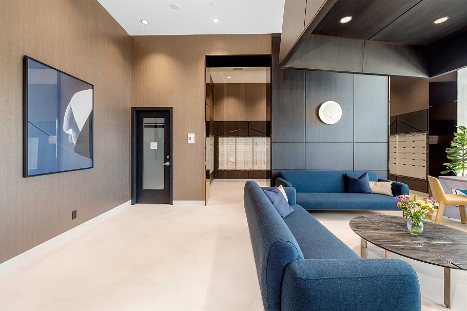 618 1500 Fern Street North Vancouver, BC - 19