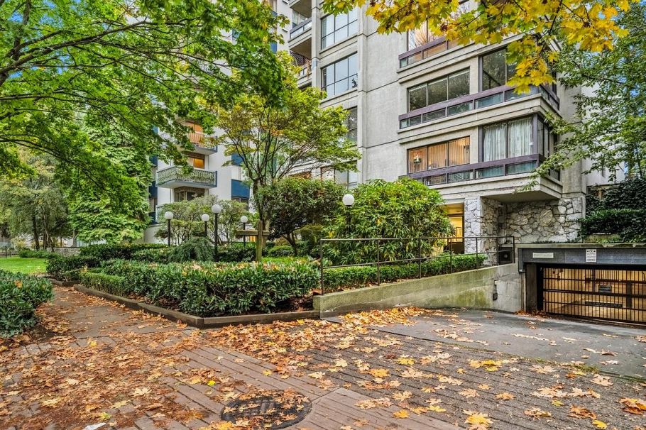 202 1165 Burnaby Street Vancouver, BC - 28