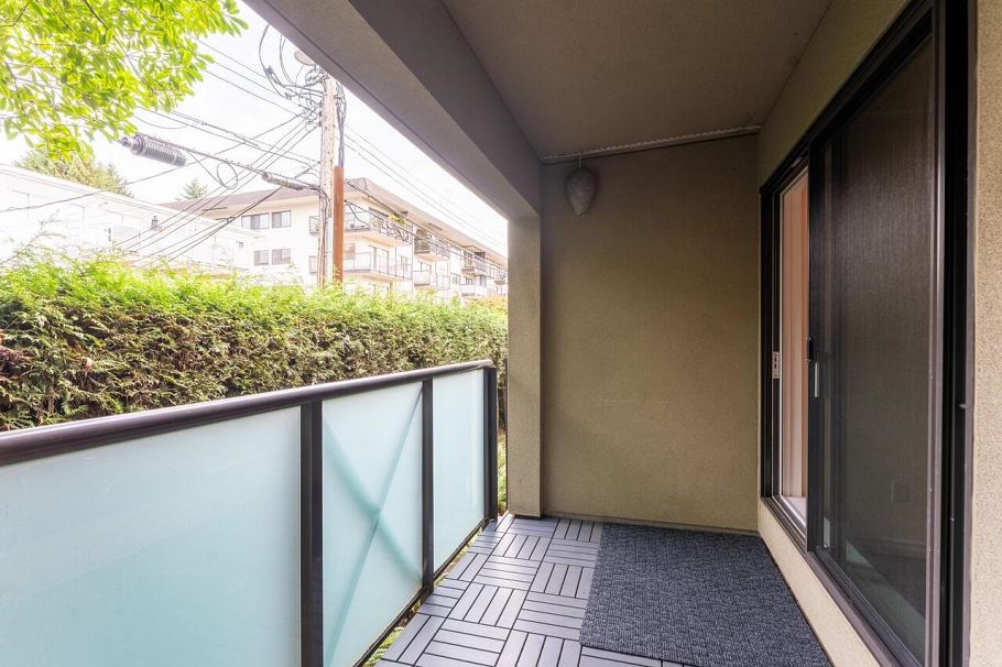 216 140 E 4th Street North Vancouver, BC - 18