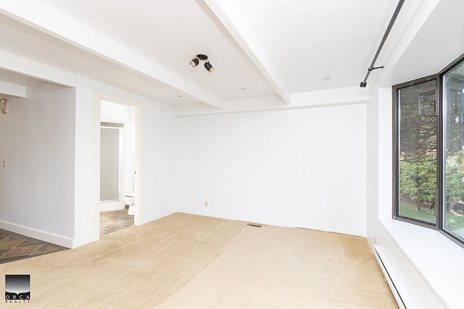 4524 Marineview Crescent North Vancouver, BC - 13