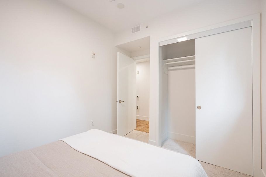 110 2085 E 1st Avenue Vancouver, BC - 16