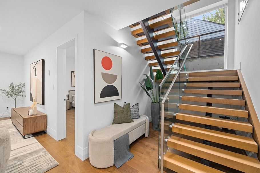 4291 W 29th Avenue Vancouver, BC - 27