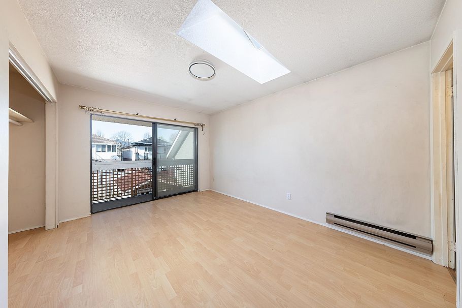 3247 Napier Street Vancouver, BC - 13