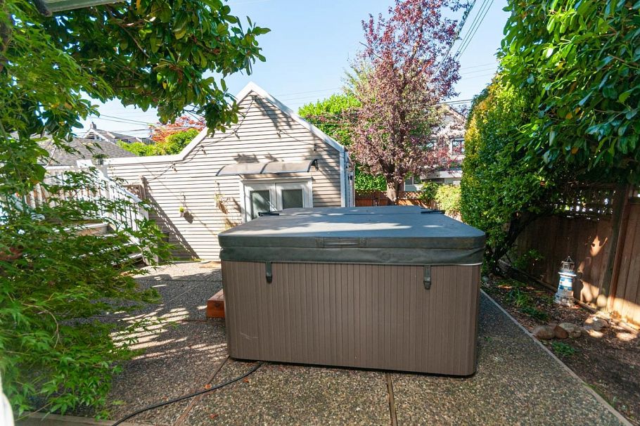 3241 W 2ND AVENUE, Vancouver BC V6K 1K9 Vancouver, BC - 33