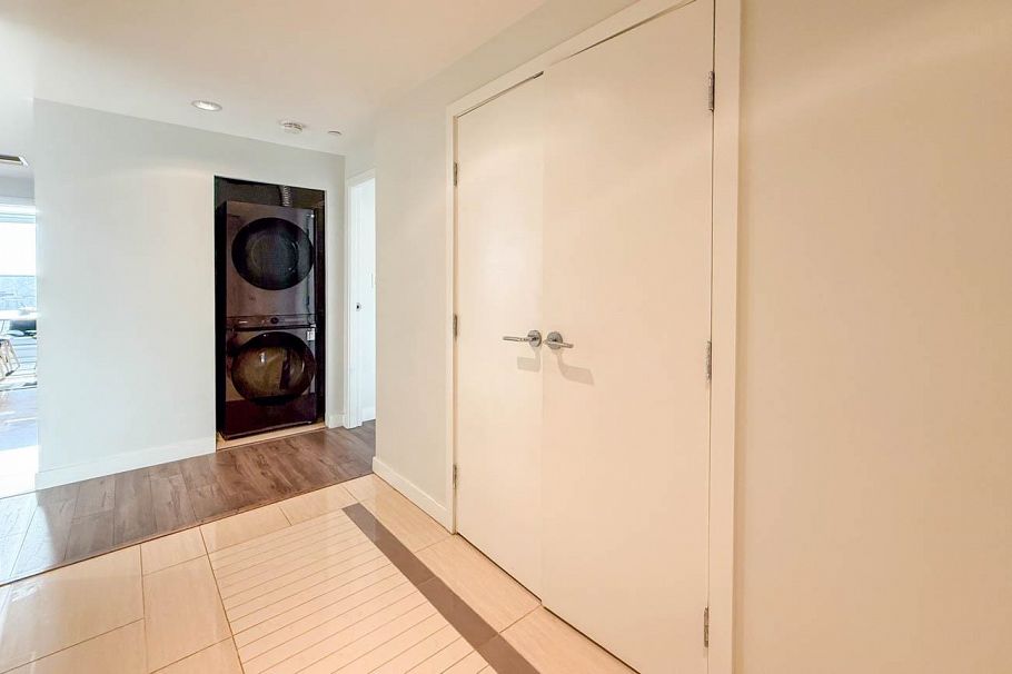 2703 638 BEACH CRESCENT, Vancouver BC V6Z 3H4 Vancouver, BC - 2